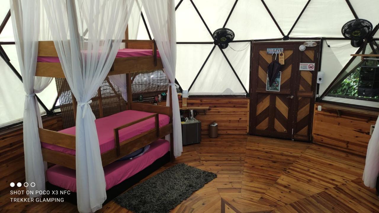 Отель Trekker Glamping Минка Экстерьер фото